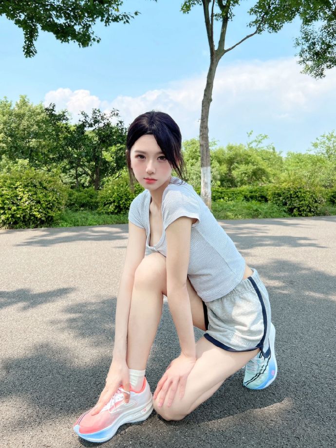 赛博朋克：边缘行者 封面